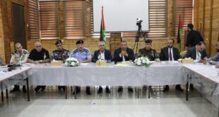 محافظة الخليل تعقد اجتماعاً طارئاً لمواجهة ظاهرة تهريب وحرق النفايات الخطرة