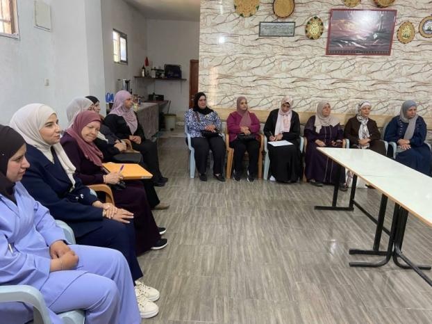 جمعية المرأة العاملة تنظم ورشة في الجيب حول تعزيز مشاركة المرأة في الحياة العامة وصنع القرار