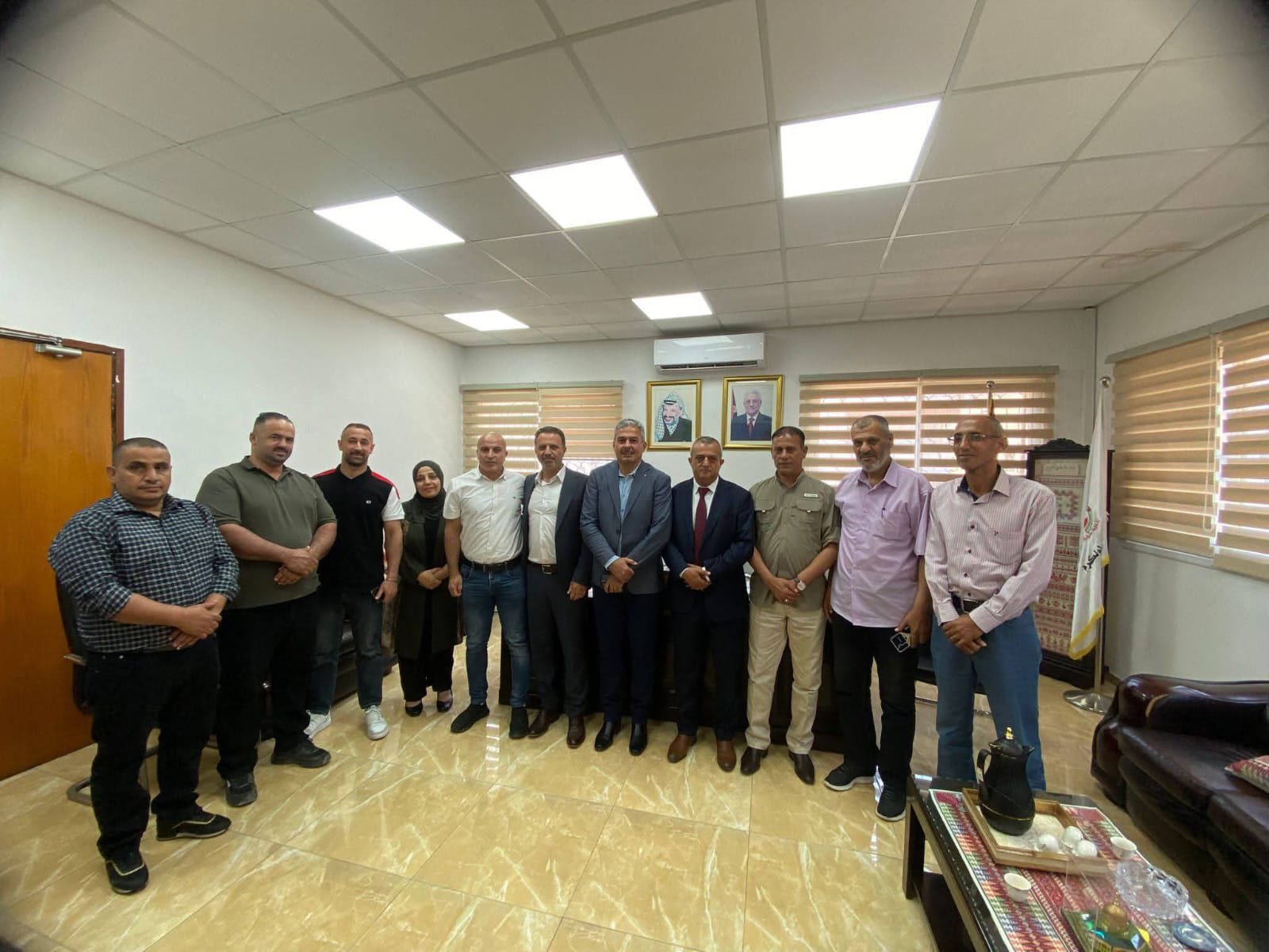التوجيه الوطني والمعنوي في طولكرم يزور بلدية طولكرم لتعزيز التعاون المشترك
