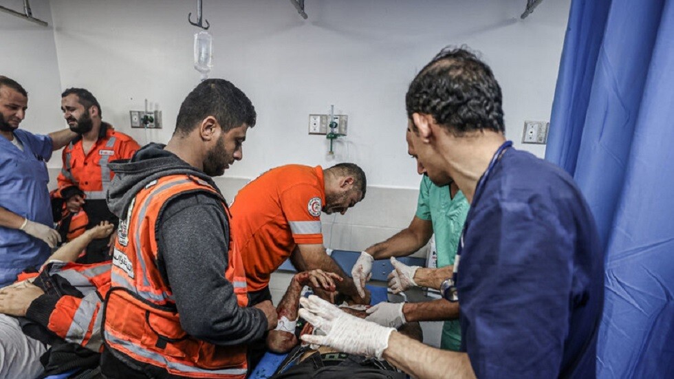 ثلاث إصابات بقصف الاحتلال مركبة شمال خانيونس جنوب قطاع غزة