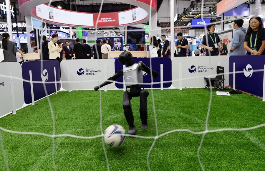 مقالة خاصة: الصين تلعب دورا كبيرا في التحول الصناعي الذكي العالمي