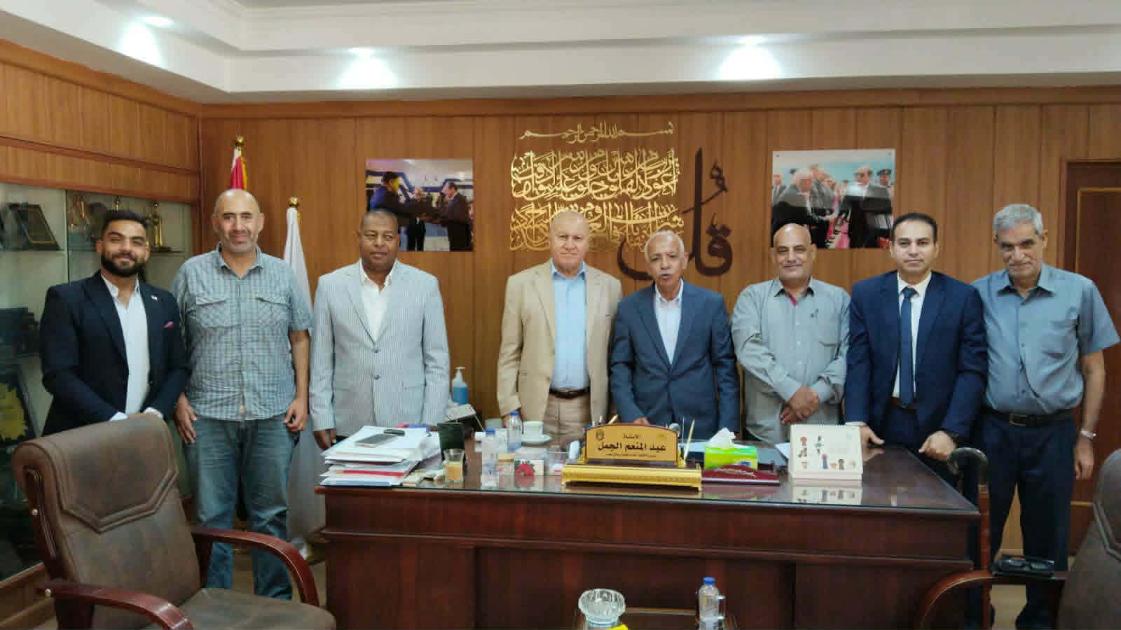 وفد الاتحاد العام لعمال فلسطين يزور الاتحاد العام لنقابات عمال مصر ويشيد بمواقفه الداعمة للقضية الفلسطينية