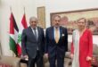 ياسر عباس وسفير فلسطين لدى لبنان محمد الأسعد يستقبلان مديرة شؤون الأونروا
