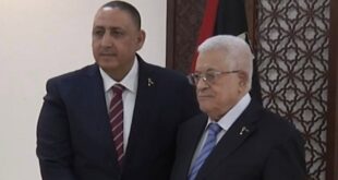 الرئيس محمود عباس يستقبل رئيس جهاز الأمن الوقائي اللواء إياد الأقرع