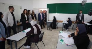 رئيس الوزراء يطلق امتحان الثانوية العامة من قريتي المغير وأبو فلاح