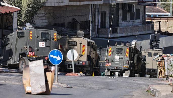 الاحتلال يفتش منازل ويعبث بمحتوياتها في الزاوية غرب سلفيت 
