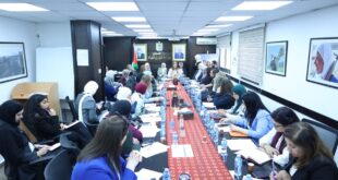 في أعقاب قرار مجلس الوزراء… الخليلي تلتقي وحدات النوع الاجتماعي بهدف تفعيل وتطوير عملها في المؤسسات الحكومية والأمنية