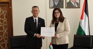 وزيرة الخارجية فارسين شاهين تتسلّم نسخة عن أوراق اعتماد سفير جمهورية الصين الشعبية الجديد لدى دولة فلسطين سون تشن
