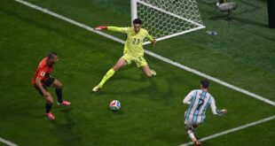 مصطفى شوبير يزاحم كبار العالم.. "الفيفا" يكشف ترتيب أفضل 5 حراس مرمى في المونديال
