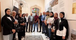 "التوجيه الوطني والمعنوي" وطلبة جامعة الخليل يطلعون على جهود لجنة إعمار الخليل في حماية البلدة القديمة