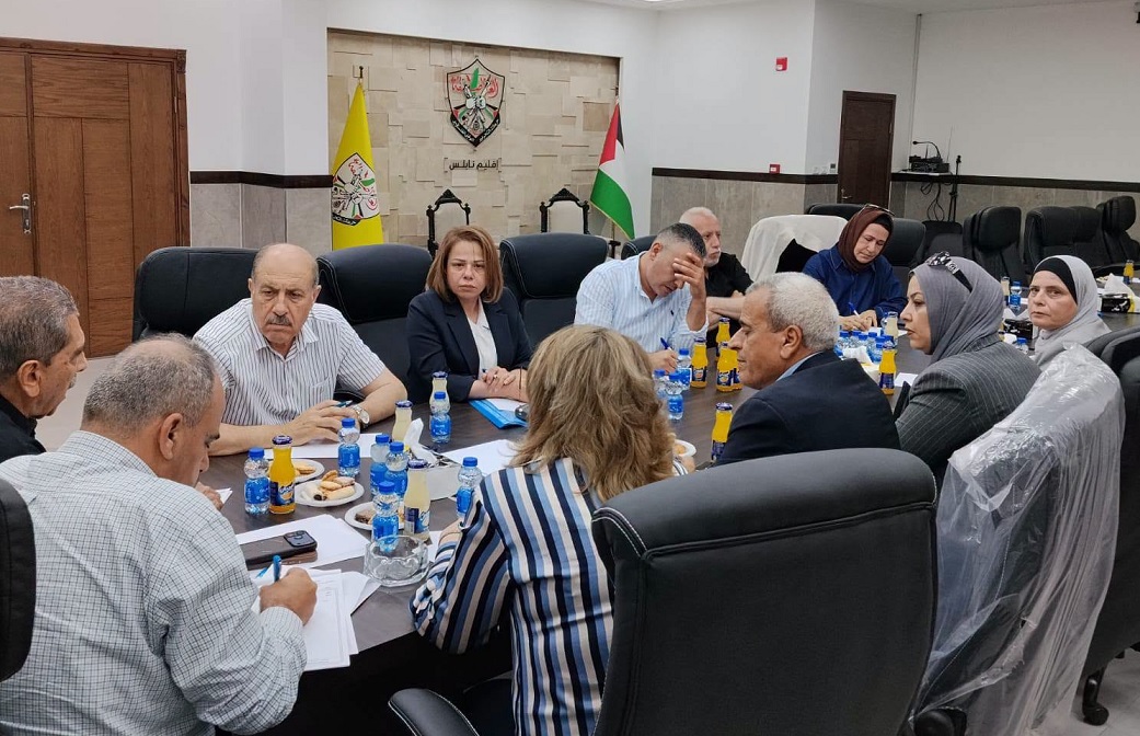 حركة فتح في نابلس تبحث جاهزيتها للاستحقاقات المقبلة في اجتماع تنظيمي موسع