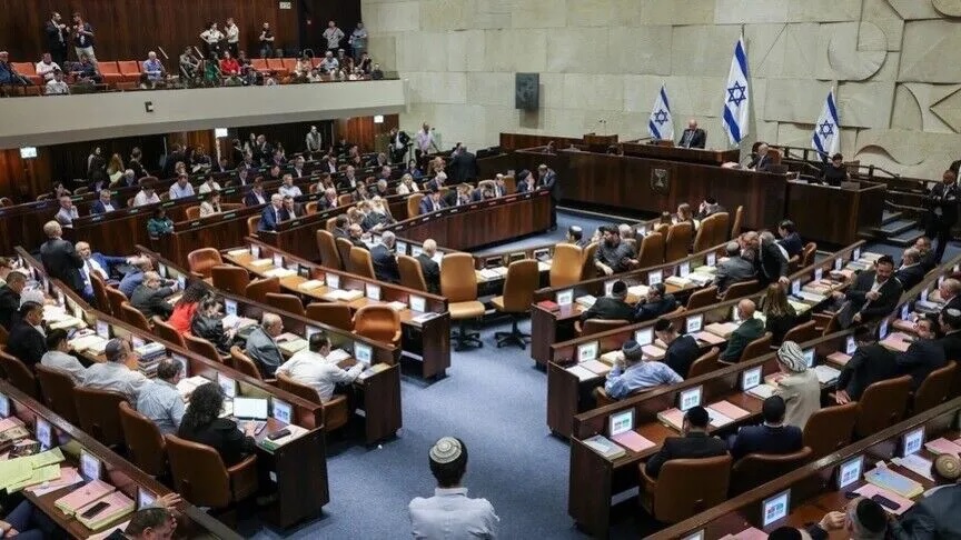 "الكنيست" يصادق على حل نفسه والانتخابات الإسرائيلية في 27 تشرين الأول