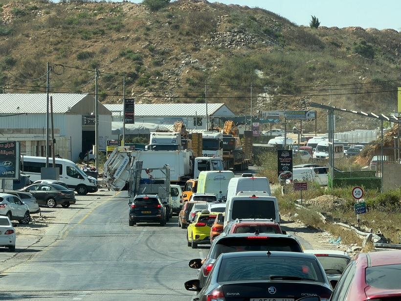 الاحتلال يقتحم بلدة رافات شمال غرب القدس