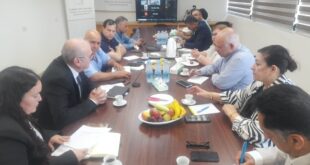 خلال لقاء مع مستشار رئيس الوزراء للعلاقات الدولية ، التأكيد على أهمية الحوار الوطني والمجتمعي لدعم مقومات الصمود في مواجهة التحديات