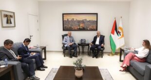حسين الشيخ يستعرض مع ممثل روسيا الاتحادية لدى فلسطين السفير غوتشا بواتشيدزه أبرز التطورات السياسية