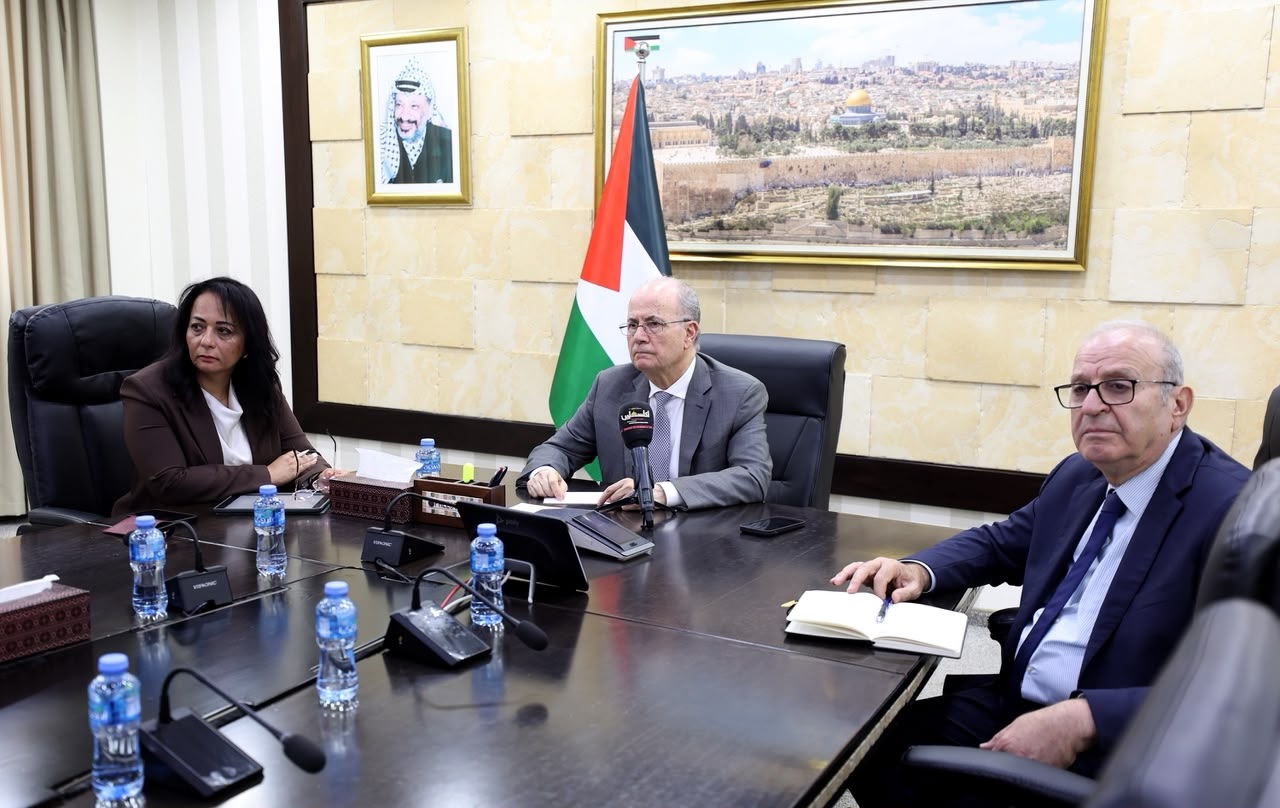 رئيس الوزراء يبحث مع فليتشر الأوضاع الإنسانية في غزة وبرامج التعافي المبكر