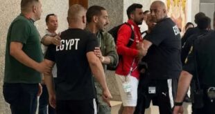 بسبب طفل.. توتر مفاجئ داخل معسكر مصر قبل دور الـ32 في كأس العالم