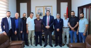 وزير النقل والمواصلات يؤكد دعم مؤسسات مخيم الجلزون ويشدد على تعزيز الشراكة لخدمة المواطنين وتطوير قطاع النقل