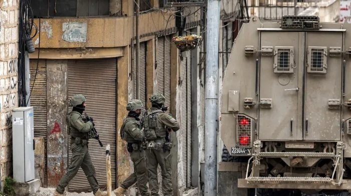 إصابتان برصاص الاحتلال في المغير شمال شرق رام الله