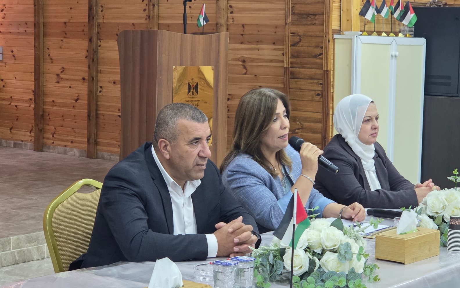 الخليلي: نساء الخليل عنوان للصمود والعطاء رغم التحديات
