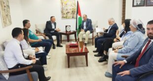 نقيب الصحفيين الفلسطينيين ناصر أبو بكر يبحث مع مندوب فلسطين لدى جامعة الدول العربية آليات تفعيل دور "البرلمان العربي" لحماية الصحفيين