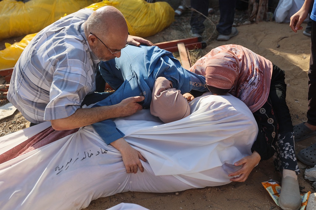 16 شهيدًا و16 مصابًا وصلوا مشافي غزة خلال 48 ساعة