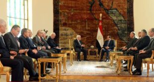 الرئيس محمود عباس يجتمع مع الرئيس المصري عبد الفتاح السيسي
