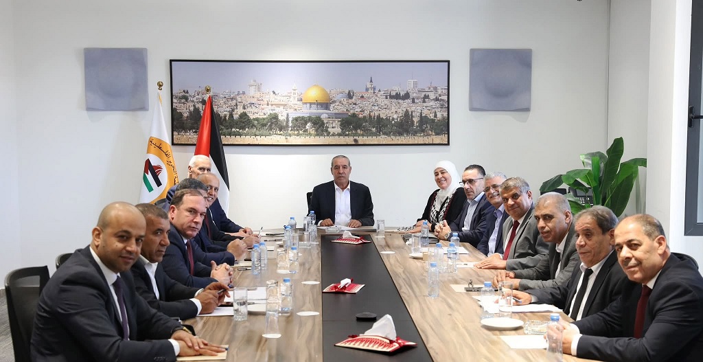 نائب الرئيس حسين الشيخ يجتمع بمحافظي المحافظات الشمالية لبحث الأوضاع الميدانية وتعزيز صمود المواطنين