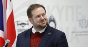 وزير بريطاني: أعمال العنف والإرهاب التي يرتكبها المستوطنون في الضفة يجب أن تتوقف