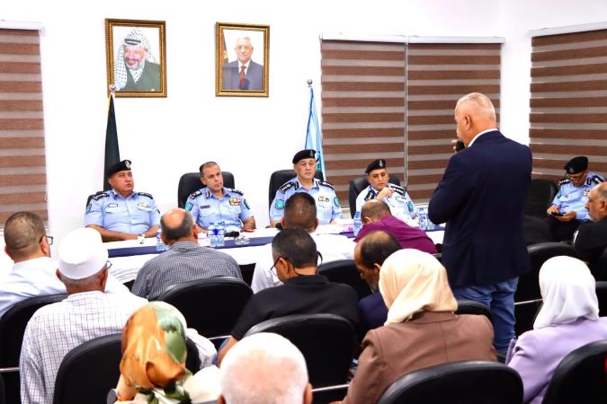 اللواء علام السقا يلتقي رؤساء البلديات والهيئات المحلية وشخصيات وطنية ومجتمعية في ضواحي القدس