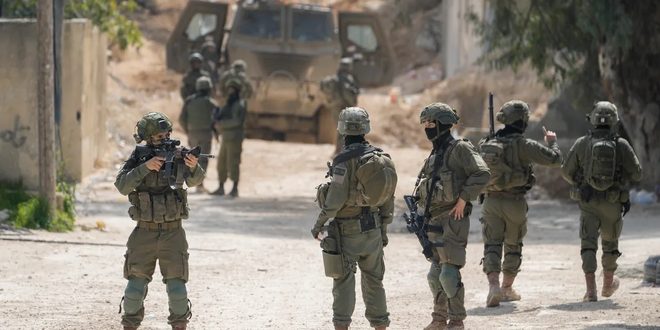 جيش الاحتلال يشن حملة مداهمات واسعة في الضفة ويعتقل 15 مواطناً على الأقل