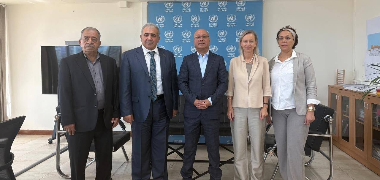 أبو هولي والاسعد يبحثان مع مديرة عمليات الأونروا في لبنان الأزمة المالية وأوضاع اللاجئين ويؤكد ضرورة حماية الخدمات الأساسية