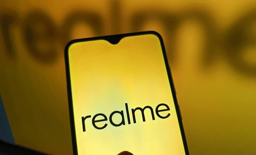 Realme تطرح هاتفا بهيكل متين وسعر منافس