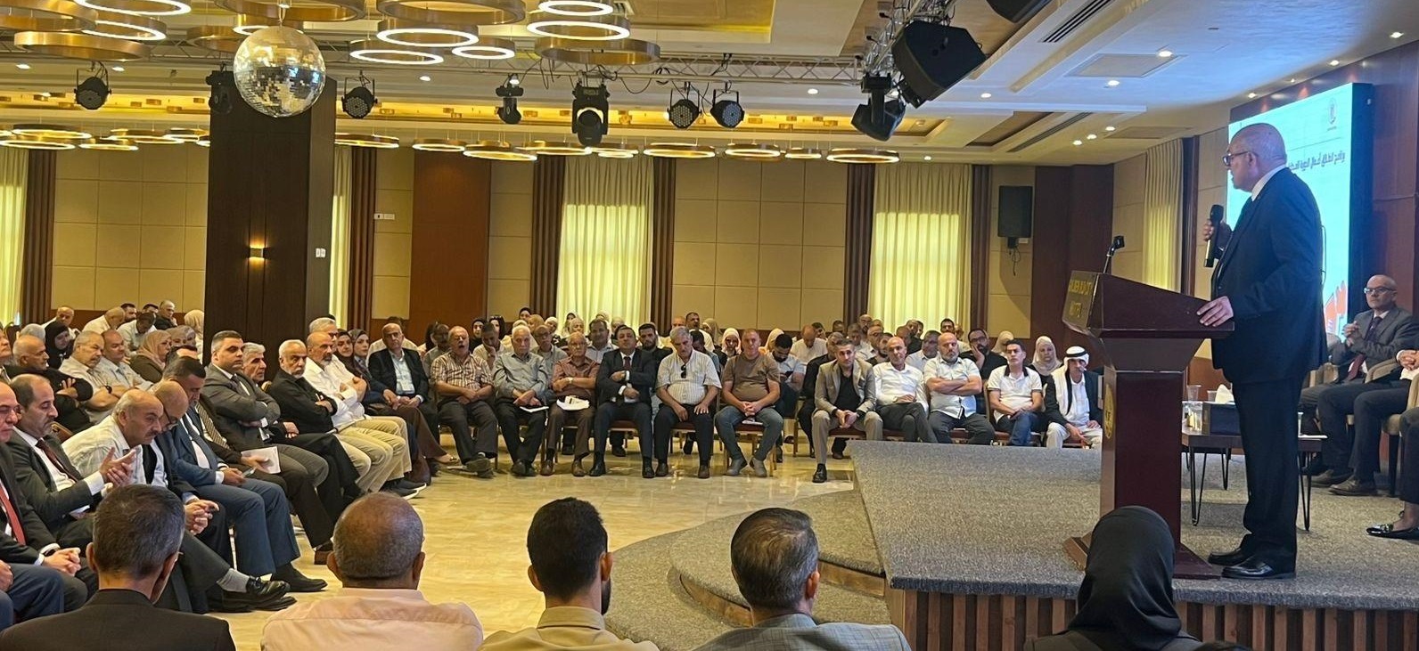 وزير الحكم المحلي : نعتز بالنماذج المشرفة للهيئات المحلية وقدرتها على التعامل مع الأزمات والتحديات