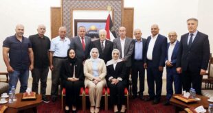 الرئيس محمود عباس يستقبل رئيس وأعضاء مجلس بلدية جنين
