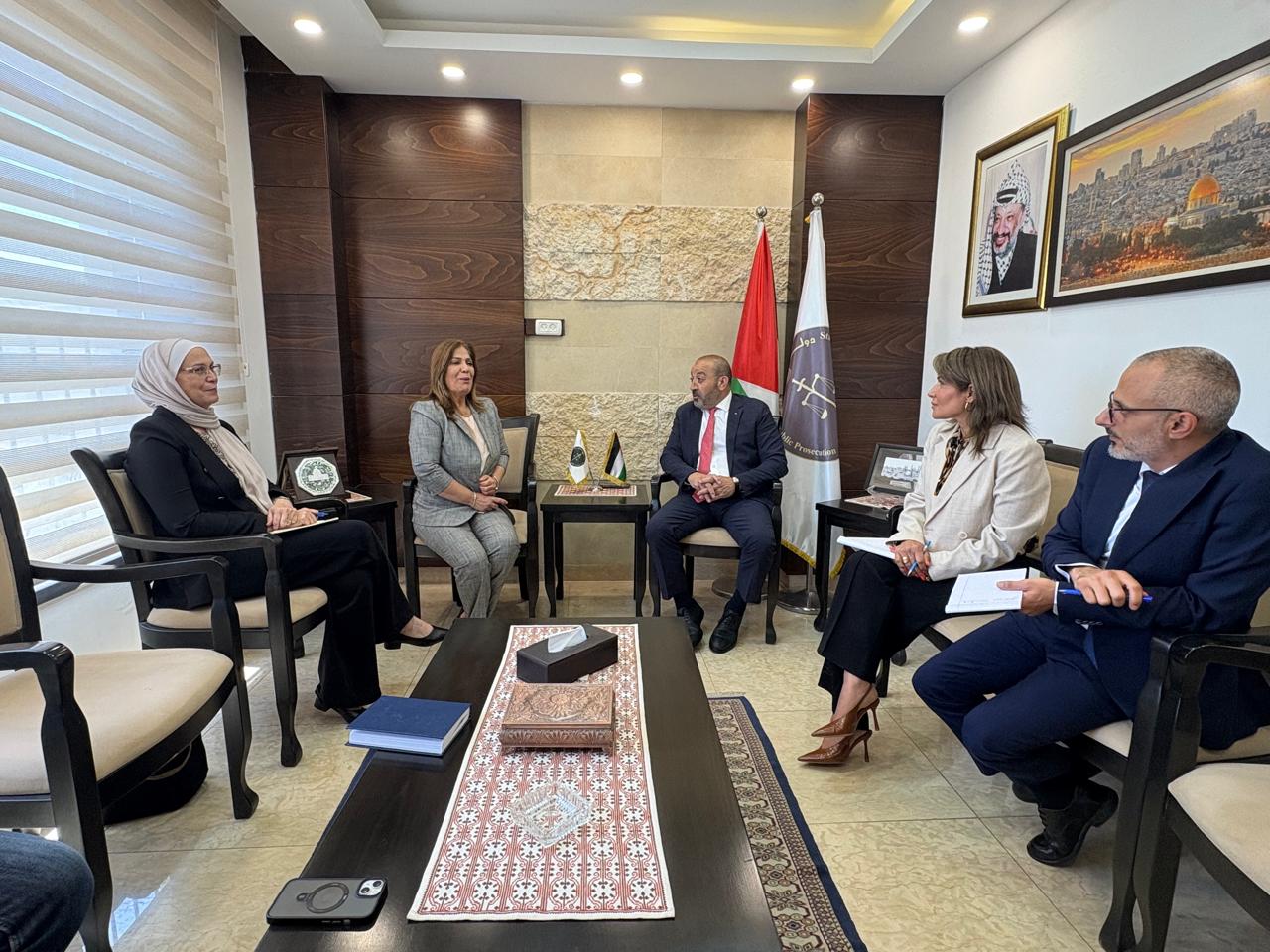 الوزيرة الخليلي والنائب العام المستشار الخطيب يبحثان تعزيز الشراكة في منظومة الحماية ومناهضة العنف ضد المرأة