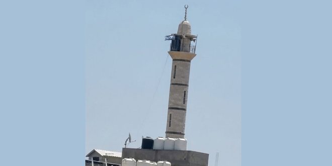 الاحتلال يرفع علمه فوق مئذنة مسجد في مخيم نور شمس شرق طولكرم