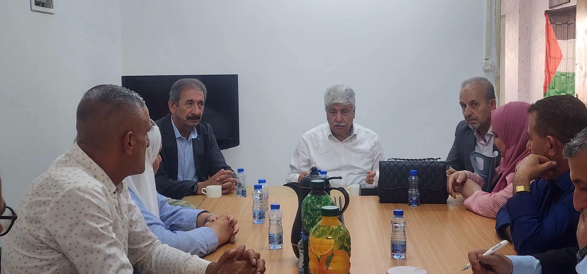 د. مجدلاني يلتقي كادر جبهة النضال الشعبي في محافظة سلفيت لبحث تحضيرات الانتخابات التشريعية القادمة