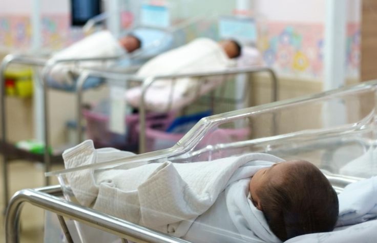 حوالي 140 ألف طفل وُلدوا من خلال خدمات الإنجاب المساعدة المشمولة في التأمين خلال النصف الأول