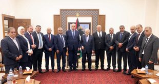 الرئيس محمود عباس يترأس اجتماعا لمجلس المحافظين ويطلع على الأوضاع الميدانية واعتداءات الاحتلال