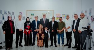 وزير الثقافة يزور يطا ويرعى الحفل الختامي لمشروع "خطوات صغيرة…حكايات كبيرة" في تجمع خلة المية