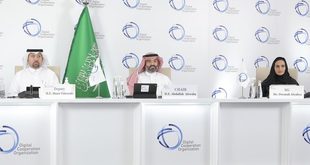 وزير الاتصالات السعودي يشيد بالتقدم العلمي والتقني للصين ويؤكد تعزيز الشراكة معها