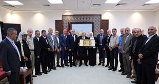 الرئيس محمود عباس يستقبل رؤساء البلديات والمجالس المحلية لمحافظة القدس