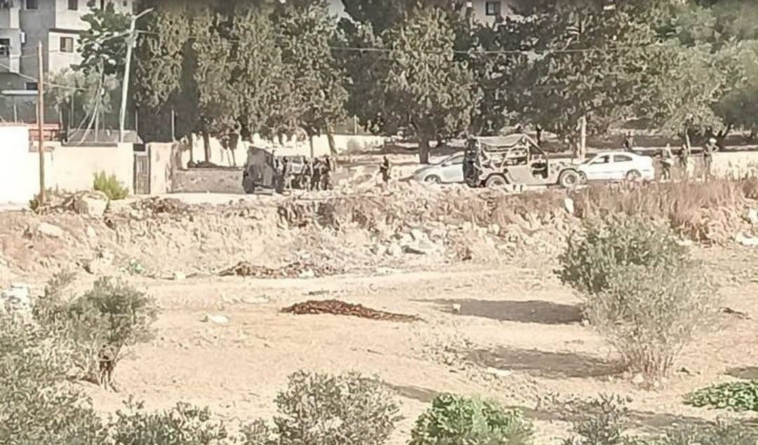 الاحتلال يقتحم ساحتي مدرستي حوارة وبرقة ويطالب بإزالة العلم الفلسطيني