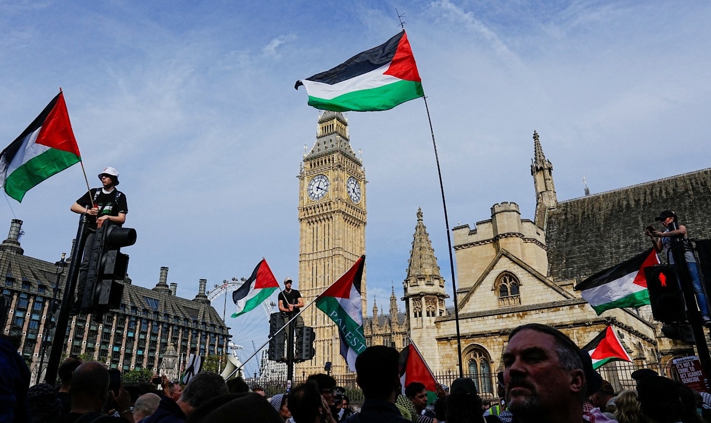رئيس الوزراء البريطاني: معاناة الفلسطينيين عار على العالم ولهذه الأسباب نعاقب حكومة إسرائيل