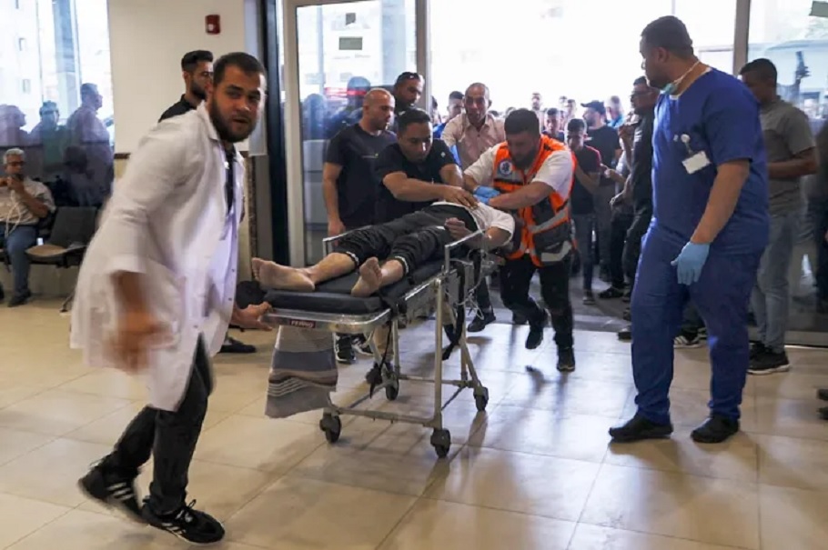 إصابات بينها سيدة بحالة خطيرة في قصف واستهداف إسرائيلي لوسط وجنوب قطاع غزة