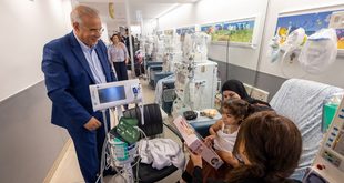 "بيت مال القدس" ترسم البسمة على وجوه الأطفال المصابين بالسرطان وأمراض الكلى في "المطلع"
