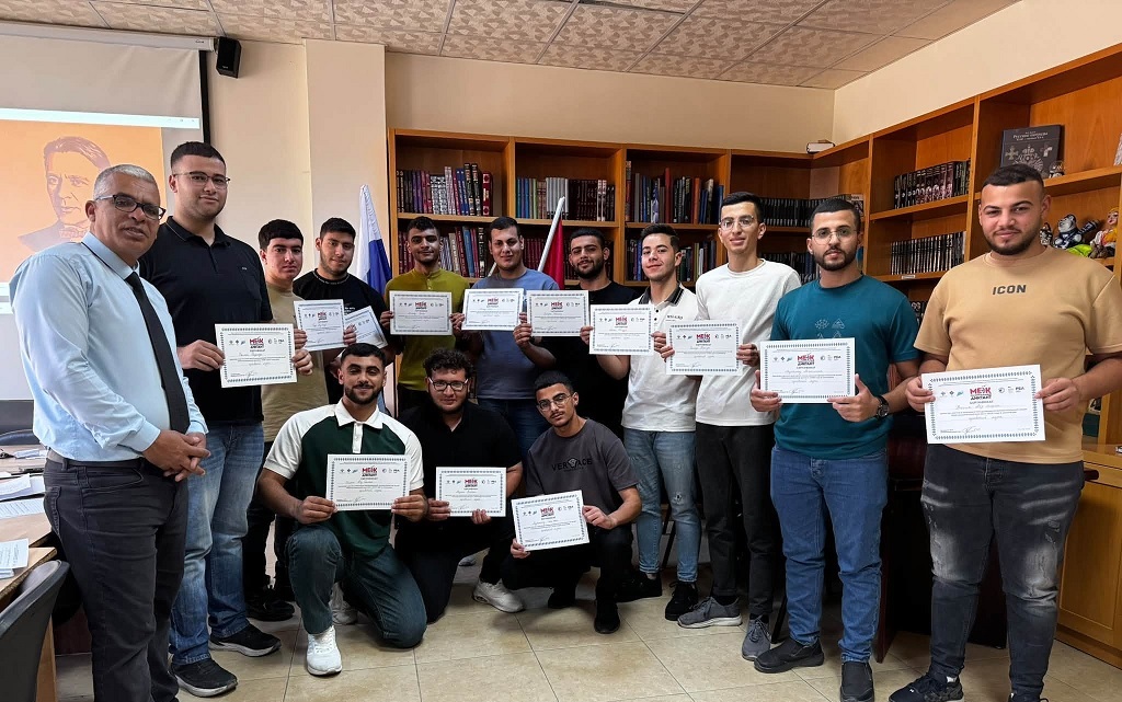 البيت الروسي في فلسطين ينظم فعالية "الإملاء متعدد الثقافات" لتعزيز التبادل الثقافي