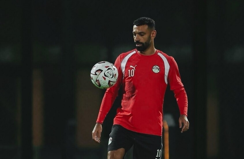 بعد انضمامه للمعسكر.. صلاح يخطف الأنظار في مران منتخب مصر بهدف "لوب" جميل