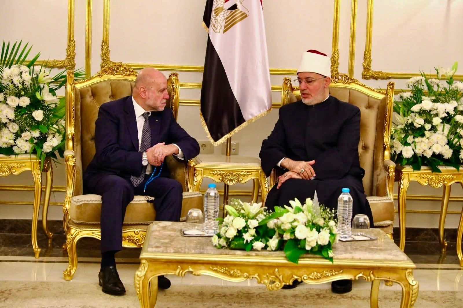 قاضي القضاة محمود الهباش يبحث مع مفتي مصر تعزيز الخطاب الديني الداعم للقضية الفلسطينية